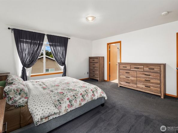 2415 103rd Drive SE, Lake Stevens WA 98258
