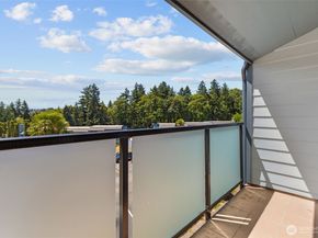 15152 65th Avenue S 818, Tukwila WA 98188