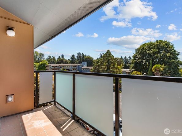 15152 65th Avenue S 818, Tukwila WA 98188
