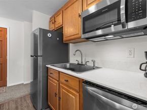15152 65th Avenue S 818, Tukwila WA 98188