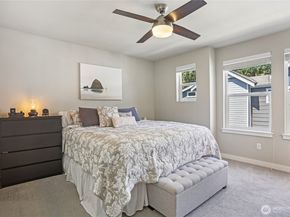 18901 12th Place W H2, Lynnwood WA 98036