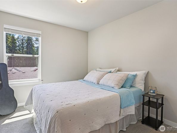 18901 12th Place W H2, Lynnwood WA 98036