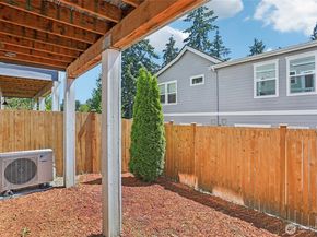 18901 12th Place W H2, Lynnwood WA 98036