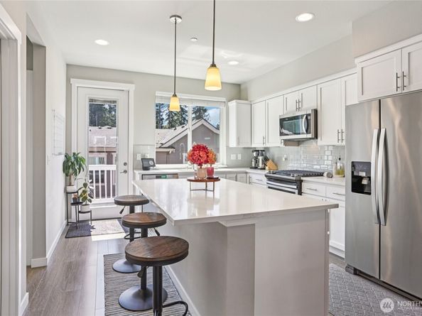 18901 12th Place W H2, Lynnwood WA 98036