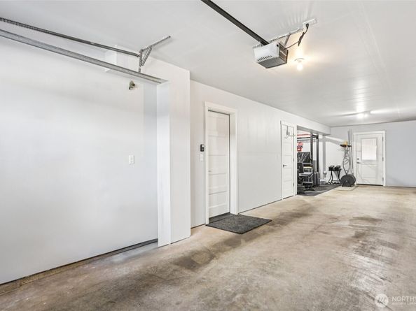 18901 12th Place W H2, Lynnwood WA 98036