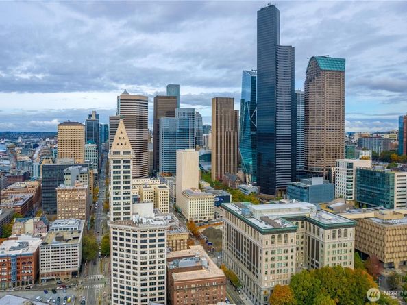 210 3rd Avenue S 3C, Seattle WA 98104