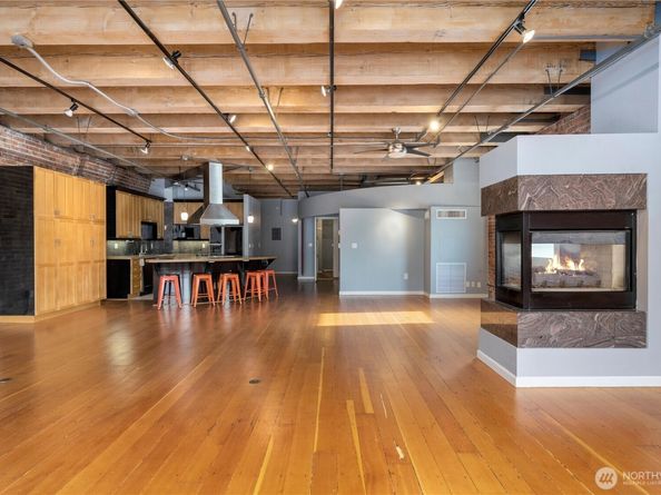 210 3rd Avenue S 3C, Seattle WA 98104