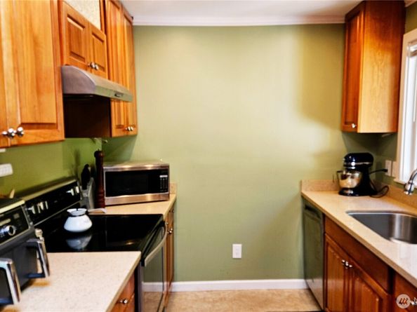 17017 10th Avenue NE, Shoreline WA 98155