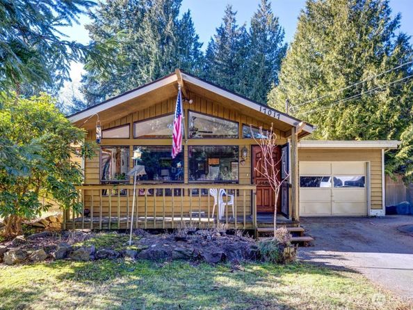 17017 10th Avenue NE, Shoreline WA 98155