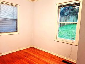 17017 10th Avenue NE, Shoreline WA 98155