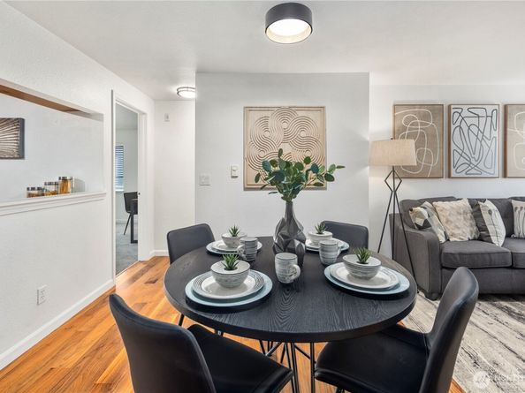 3045 20th Avenue W 210, Seattle WA 98199