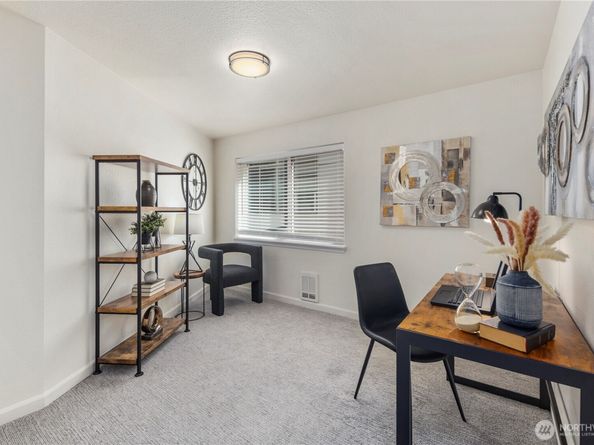 3045 20th Avenue W 210, Seattle WA 98199
