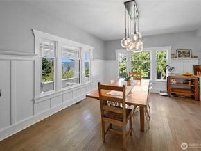 16832 McIntyre Road SW, Vashon WA 98070