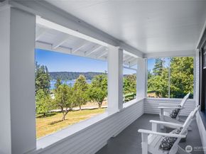 16832 McIntyre Road SW, Vashon WA 98070