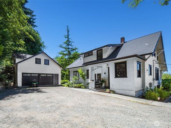16832 McIntyre Road SW, Vashon WA 98070