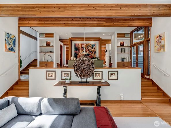 7236 Holly Hill Drive, Mercer Island WA 98040