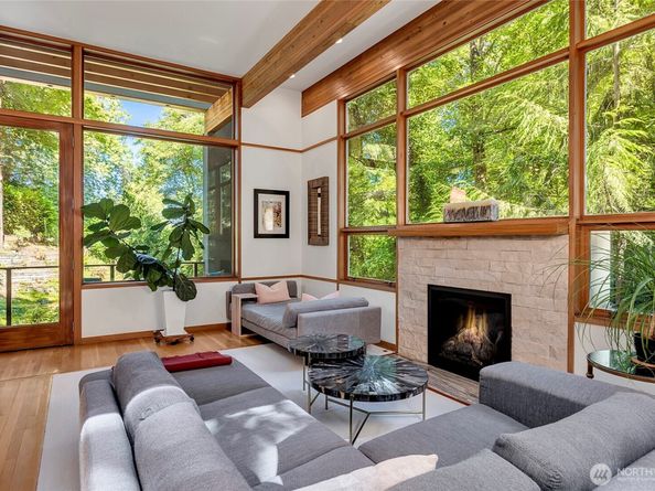 7236 Holly Hill Drive, Mercer Island WA 98040