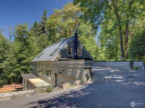 7236 Holly Hill Drive, Mercer Island WA 98040