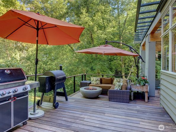 7236 Holly Hill Drive, Mercer Island WA 98040