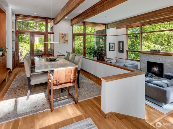 7236 Holly Hill Drive, Mercer Island WA 98040