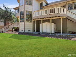4916 162nd Court NE, Redmond WA 98052