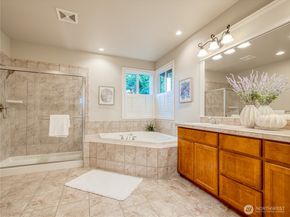11928 158th Ave NE, Redmond WA 98052