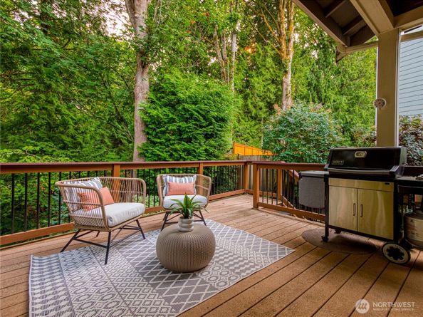 11928 158th Ave NE, Redmond WA 98052