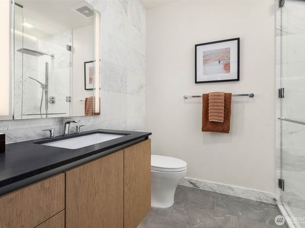 2510 6th Avenue 3902, Seattle WA 98121