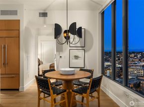 2510 6th Avenue 3902, Seattle WA 98121