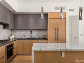 2510 6th Avenue 3902, Seattle WA 98121