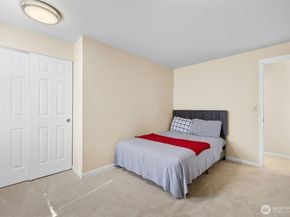 12424 106th Place NE, Kirkland WA 98034