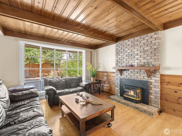 12424 106th Place NE, Kirkland WA 98034