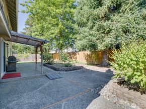 12424 106th Place NE, Kirkland WA 98034