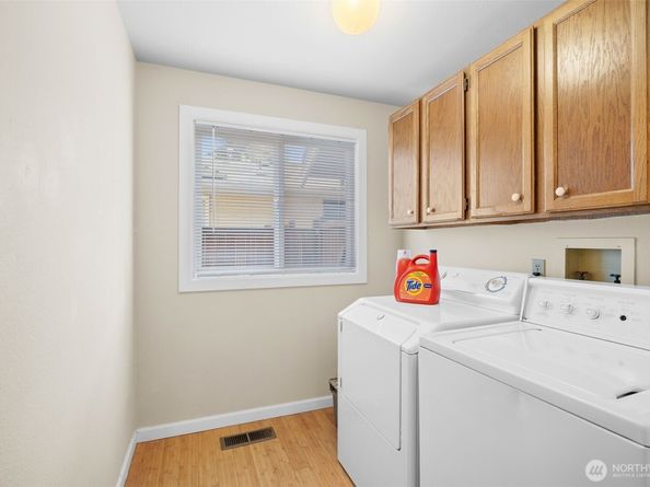 12424 106th Place NE, Kirkland WA 98034