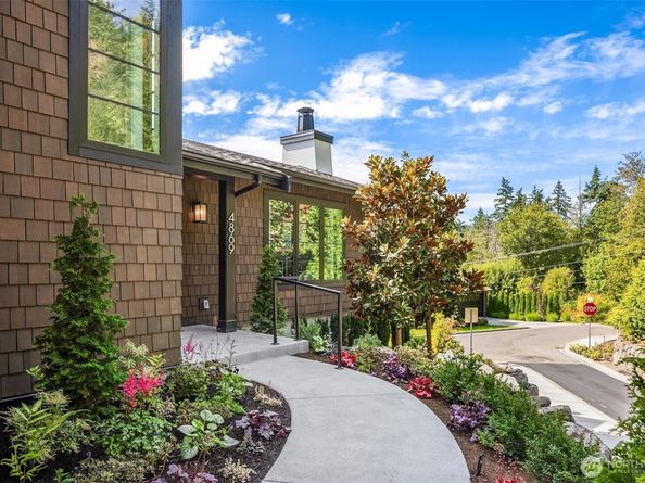 4869 Rosalind Road NE, Bainbridge Island WA 98110