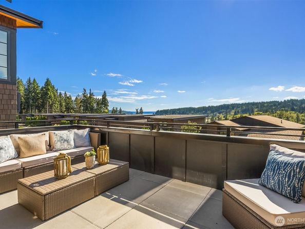 4869 Rosalind Road NE, Bainbridge Island WA 98110
