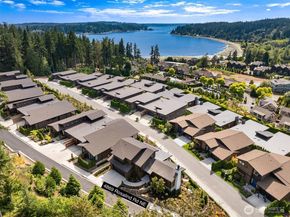 4869 Rosalind Road NE, Bainbridge Island WA 98110