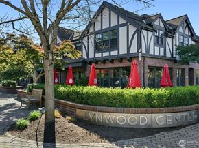 4869 Rosalind Road NE, Bainbridge Island WA 98110