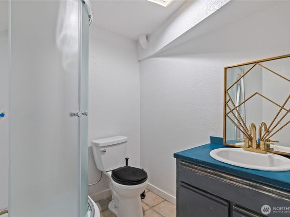 12246 20th Avenue S, Seattle WA 98168