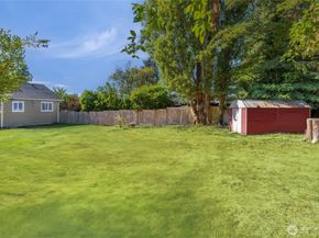 12246 20th Avenue S, Seattle WA 98168