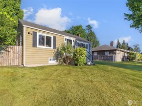 12246 20th Avenue S, Seattle WA 98168