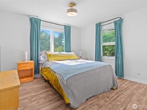 12246 20th Avenue S, Seattle WA 98168
