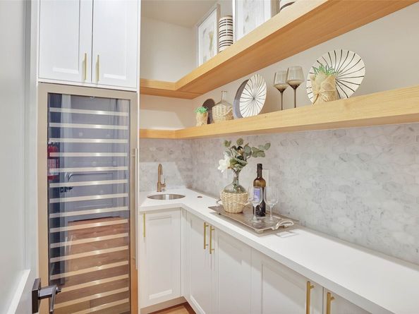 5202 Forest Avenue SE, Mercer Island WA 98040