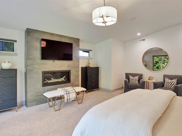 5202 Forest Avenue SE, Mercer Island WA 98040