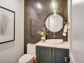 5202 Forest Avenue SE, Mercer Island WA 98040