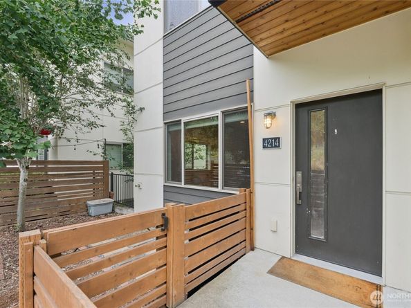 4214 S Trenton Street, Seattle WA 98118
