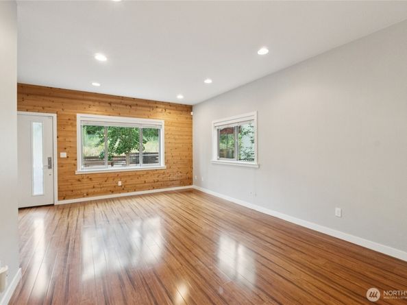 4214 S Trenton Street, Seattle WA 98118