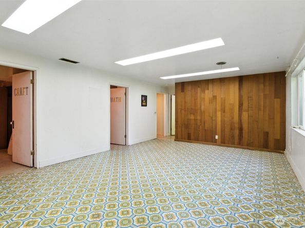 2650 120th Avenue NE, Bellevue WA 98005