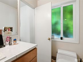 2650 120th Avenue NE, Bellevue WA 98005