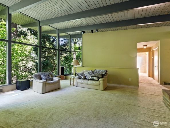 2650 120th Avenue NE, Bellevue WA 98005